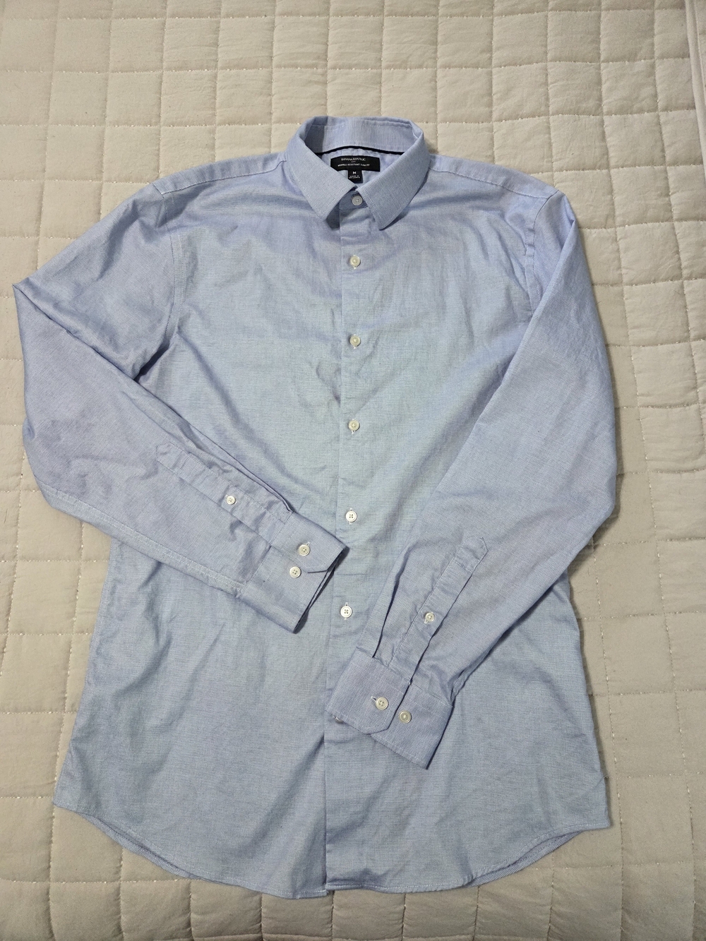 Banana Republic Pale Blue Men's Button-Down Dress Shirt